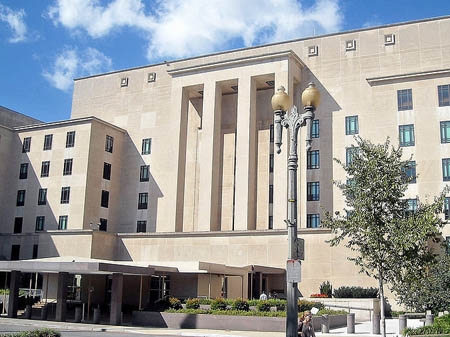 США ввели візові санкції проти 20 українських посадовців