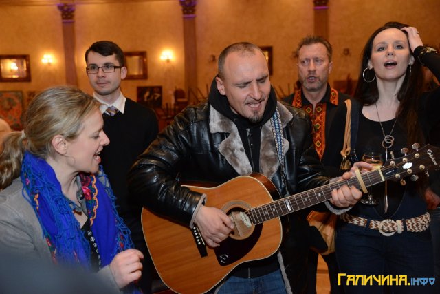 Canada Ukraine Together