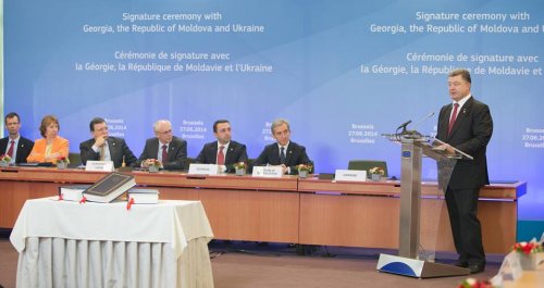 Україна та Євросоюз підписали угоду про асоціацію Україна та Євросоюз підписали угоду про асоціацію