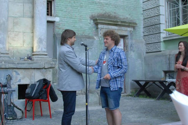 Bunker Poetry Contest - симбіоз поезії та експериментальної музики Bunker Poetry Contest - симбіоз поезії та експериментальної музики